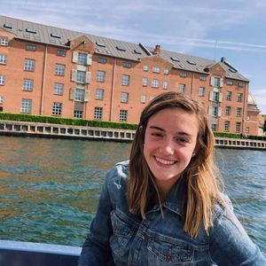 Meet your Posher, Ally